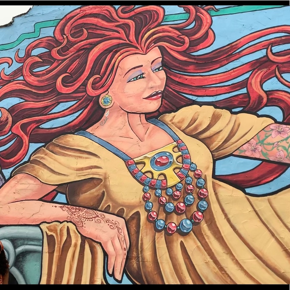 Meet your Posher, Karrie